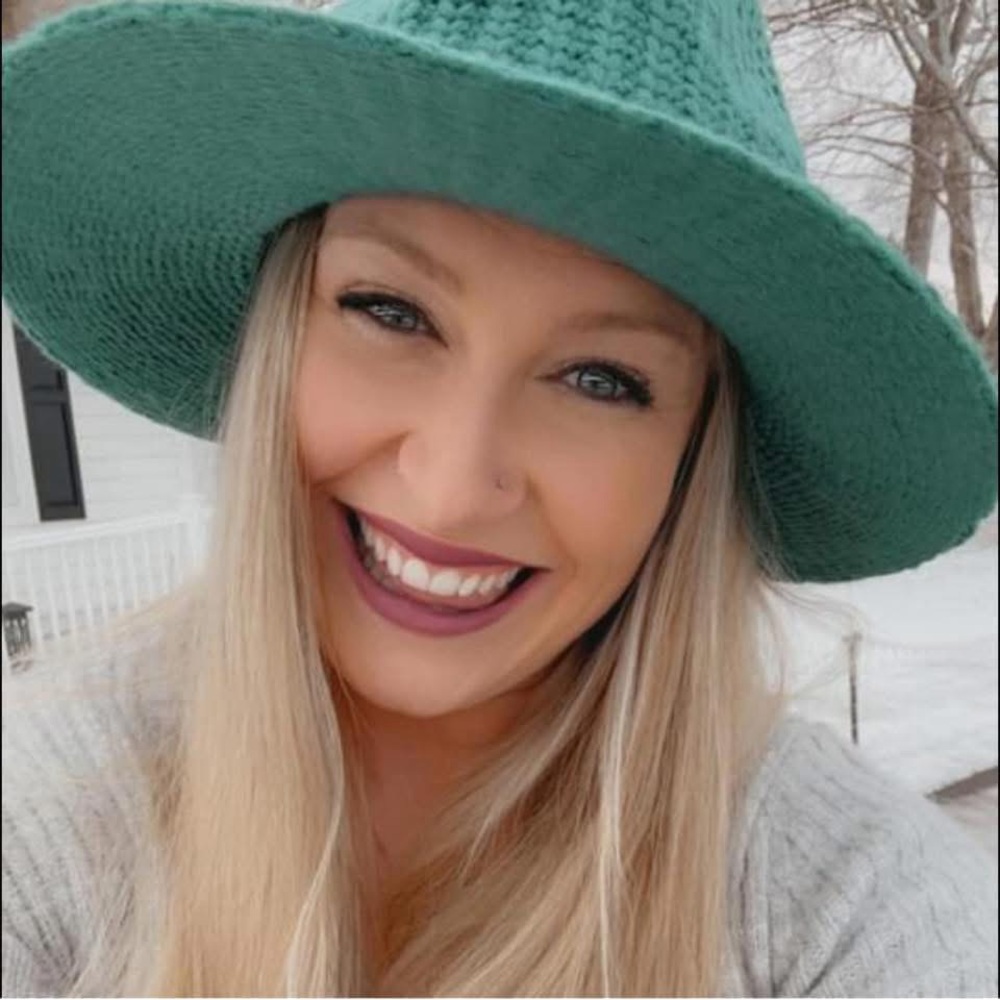 Meet your Posher, Ashli